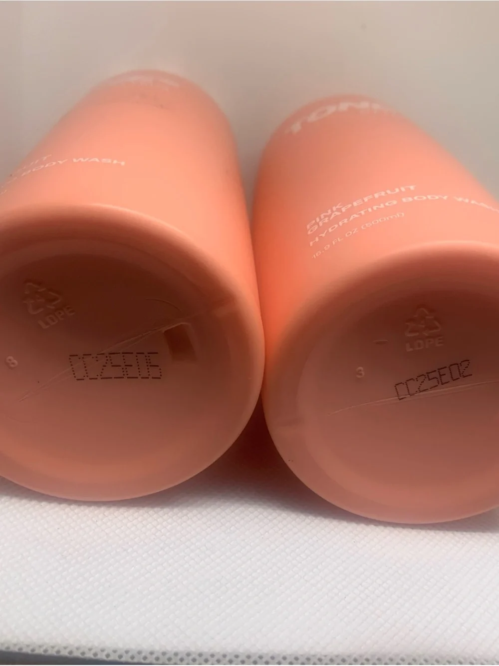 Tone Citrus Pink Grapefruit Hydrating Body Wash - Set of 2. New 16.9 Fl Oz Each